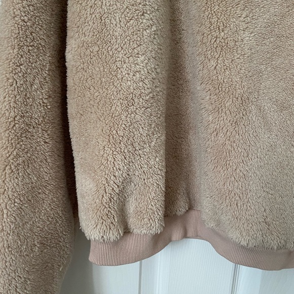 Urban Outfitters BDG Teddy Sweater - Picture 7 of 7